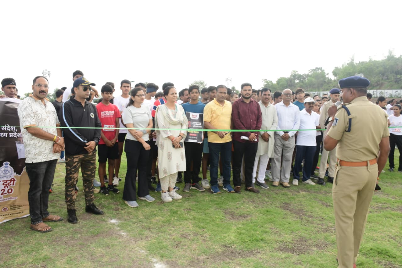 Flagging off the run